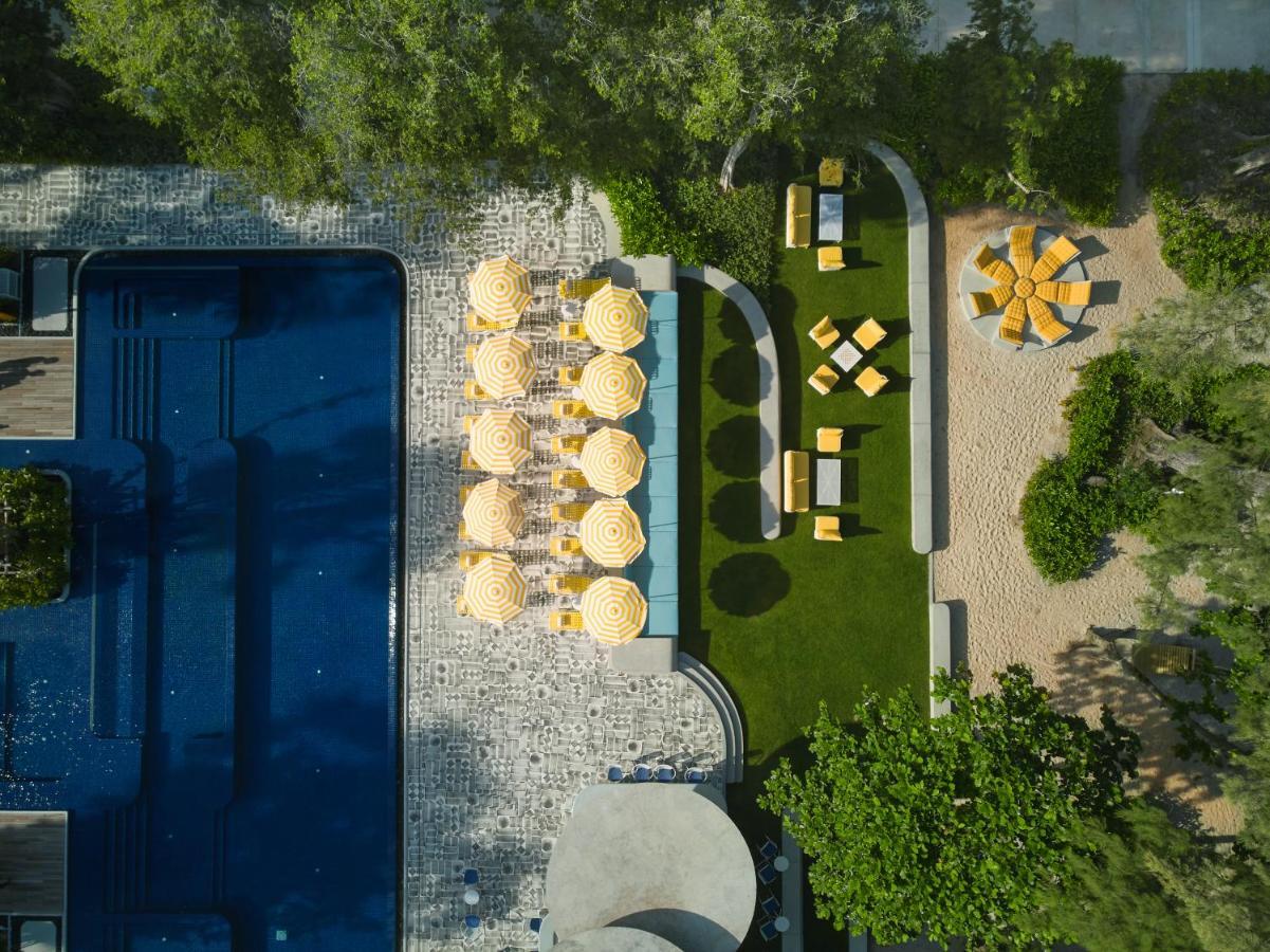 Hotel The Standard, HHQ Exteriér fotografie Aerial view of the pool