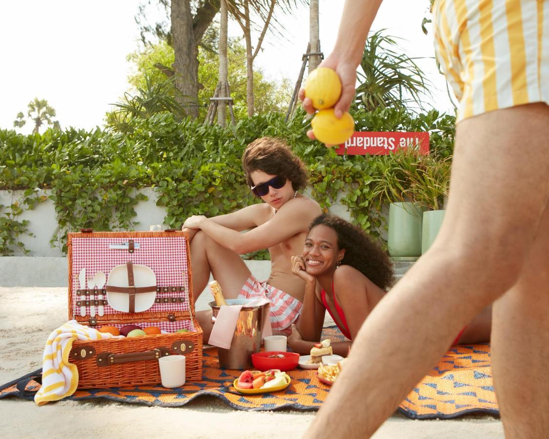 Hotel The Standard, HHQ Exteriér fotografie A picnic